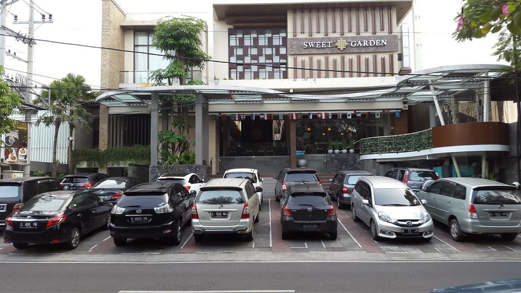 Sweet Garden Guest House มะลัง ภายนอก รูปภาพ